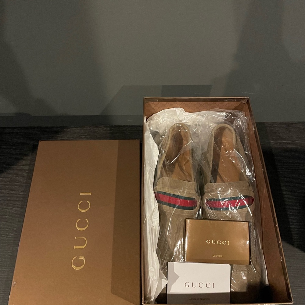 Vintage GUCCI SHOES Beige brown Suede Web Loafers in SIZE 10 1/2 (NEVER WORN)
